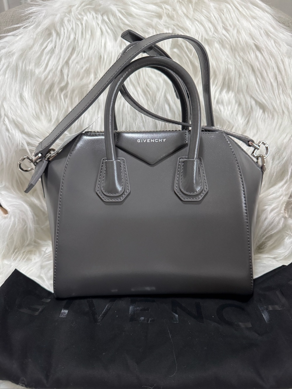 Givenchy Mini Antigona